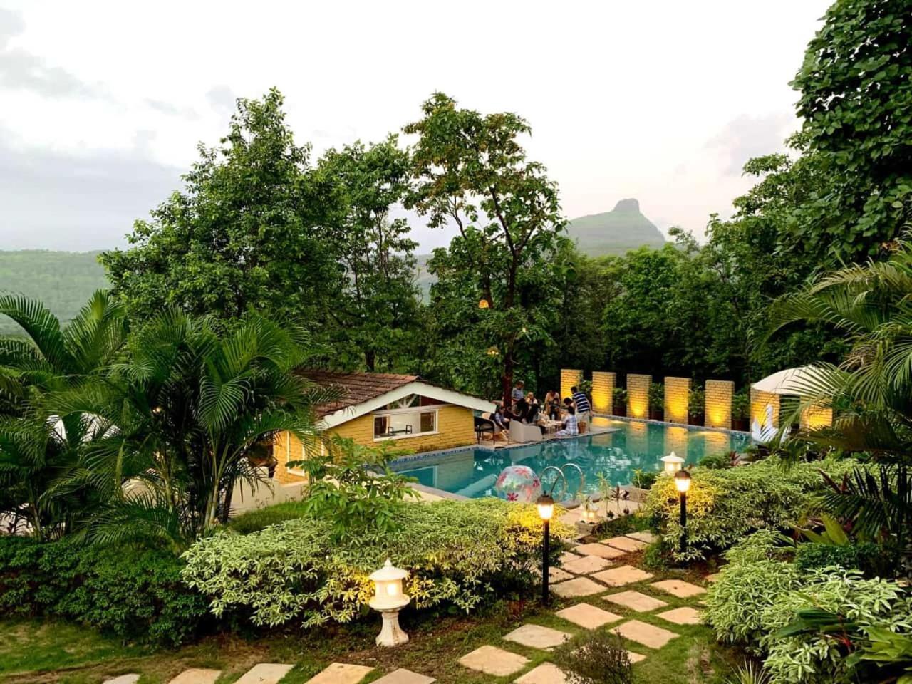 La Mira Casa Karjat Villa Buitenkant foto