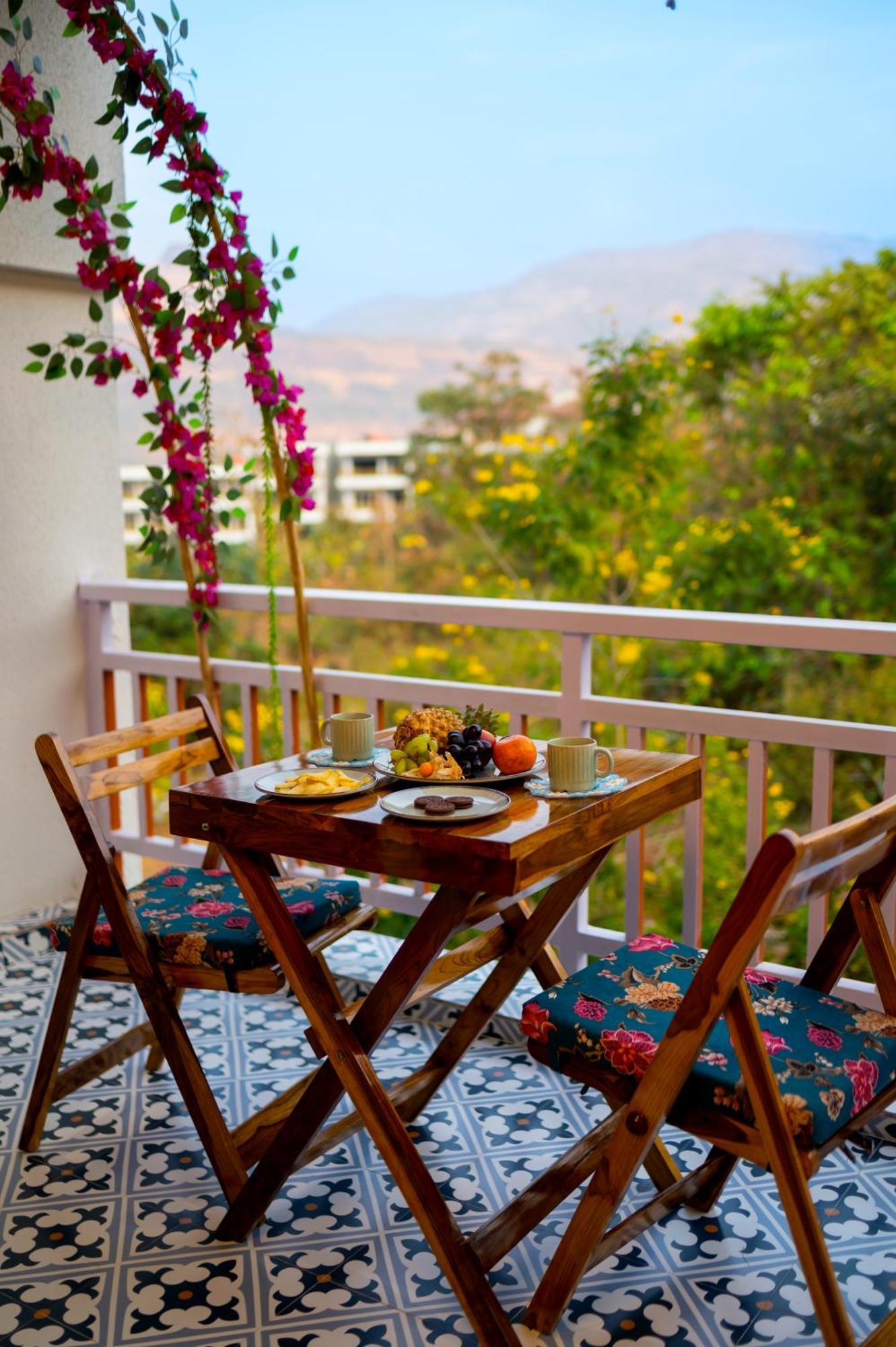 La Mira Casa Karjat Villa Buitenkant foto